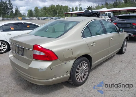 2007 Volvo S80 3.2 from USA, damaged, VIN YV1AS982871016440